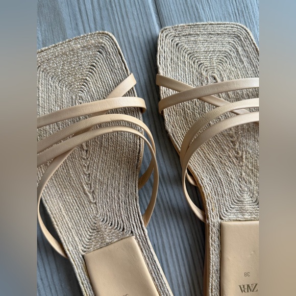 Zara Leather Women's Beige Strappy Sandals - Picture 3 of 10